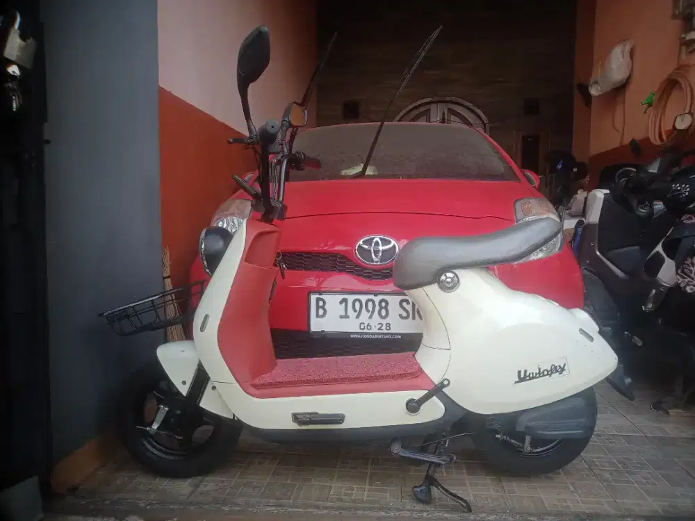 Sepeda Listrik Uwinfly