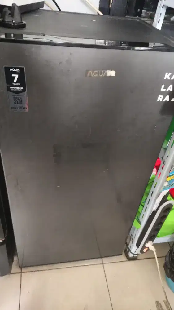 Di jual kulkas AQUA