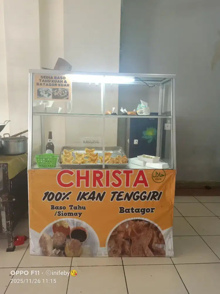di cari karyawati untuk jaga stand