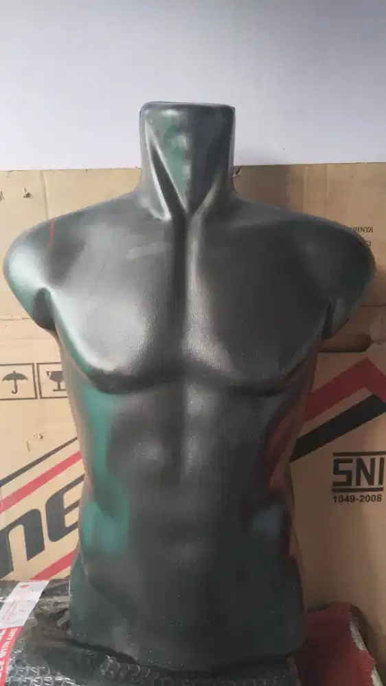 Manekin patung untuk baju laki-laki