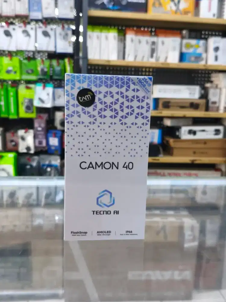 Tecno camon 40 8/256 Gb