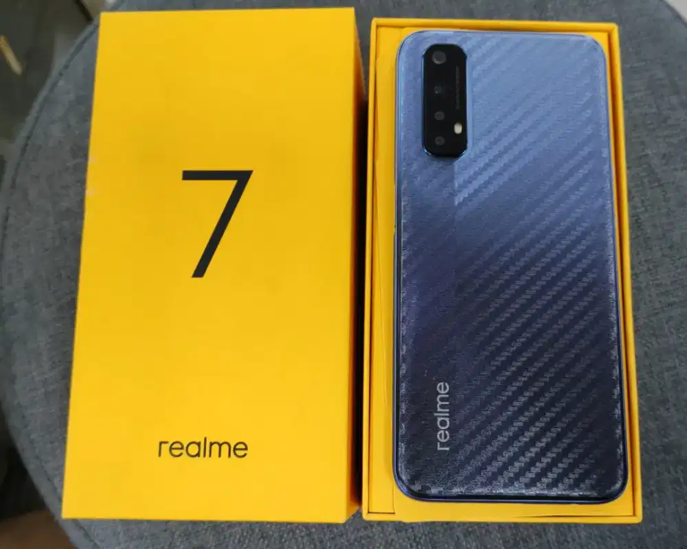 Hp realme 7 ram 8/128 Udah ada nfcnya