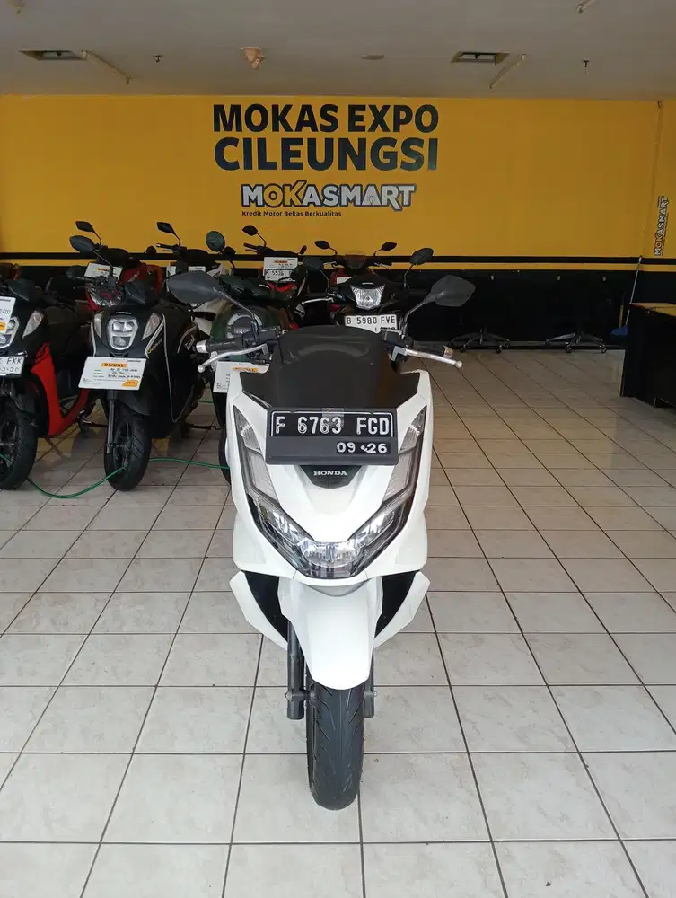 Dijual motor Honda PCX 160 cbs 2021