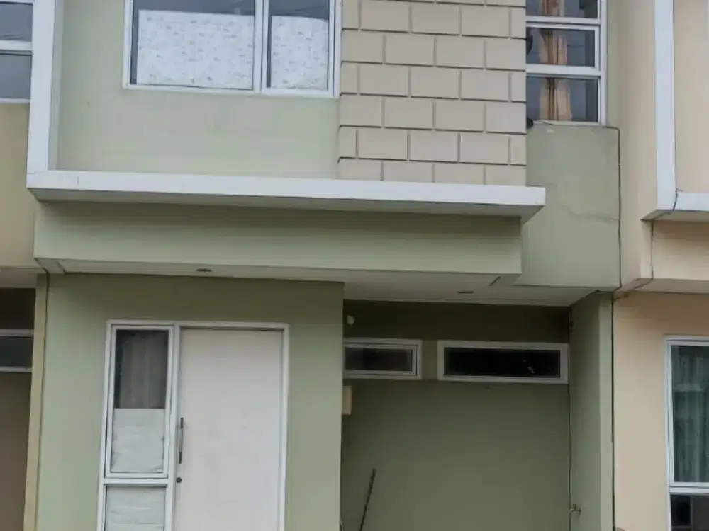 Disewa Rumah 2 lantai di Virginia Village Gading Serpong