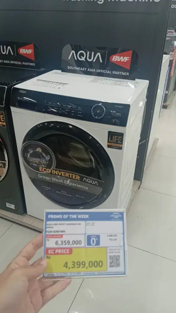 Mesin cuci TCL 8kg white