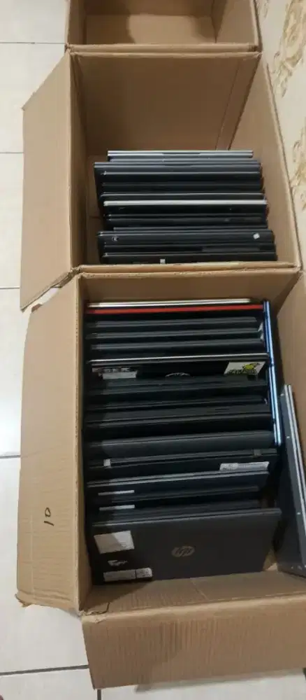 Laptop & Notebook •Mulai 1Jutaan •2.500 Jutaan •BERGARANSI •TERMURAH