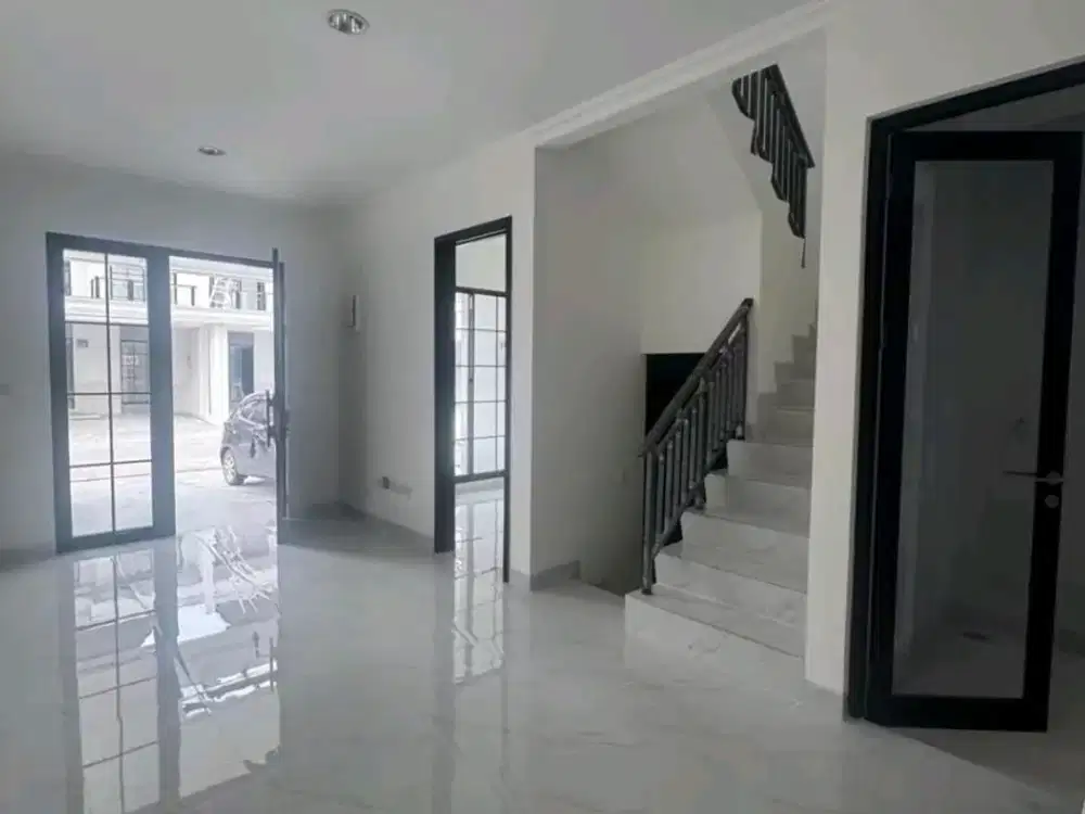 Disewakan Rumah Villa Pasir Putuh Pik2 Termurahhh