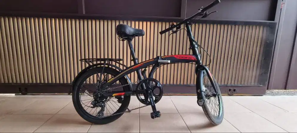 Sepeda lipat pacific