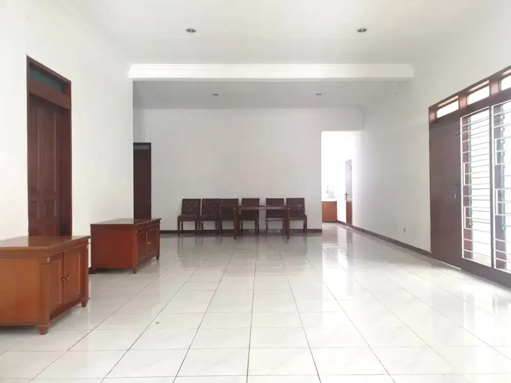 Rumah rapih siap pakai bebas banjir kayu putih