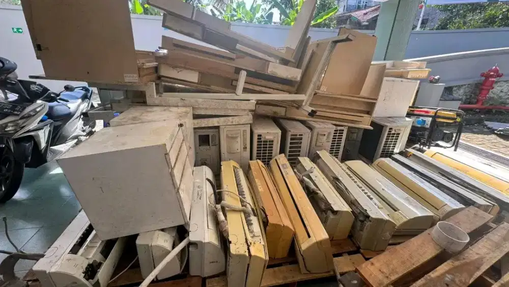 Menerima jual beli barang bekas