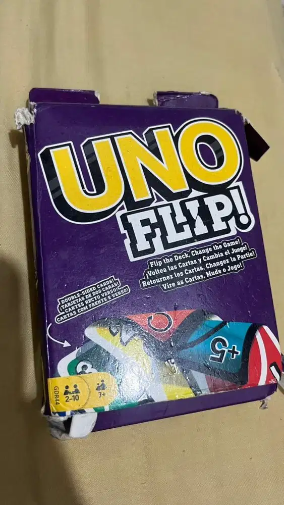 Kartu UNO Flip!