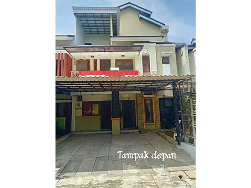 Dijual rumah 3 lantai di Grand Wisata, Bekasi Timur
