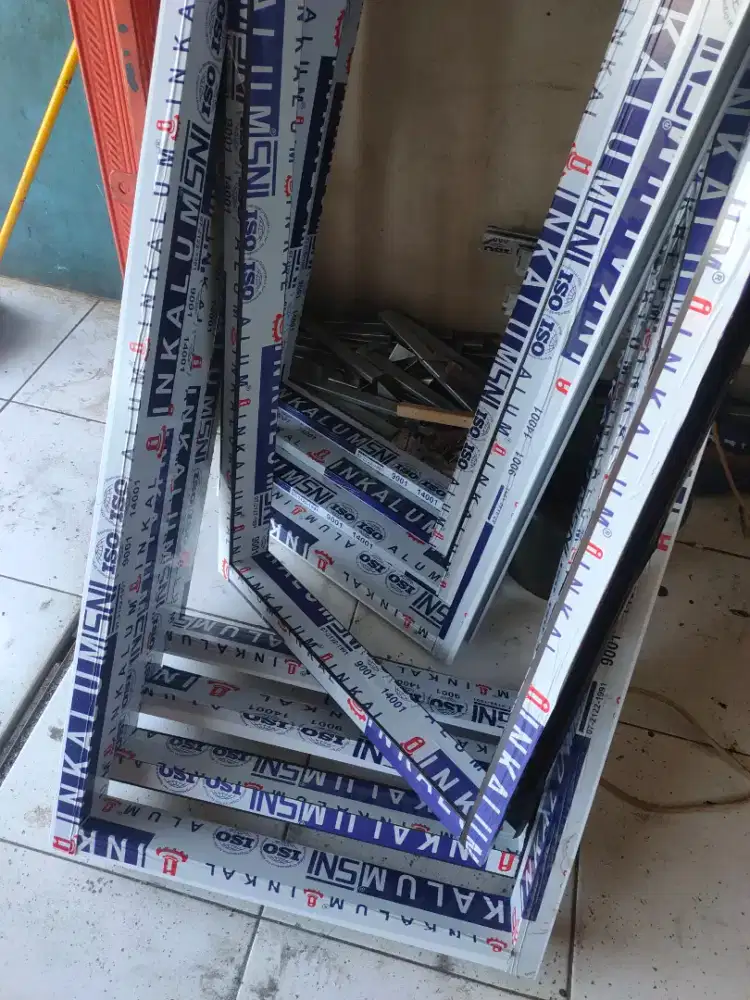 Jendela aluminium kaca,pintu kaca