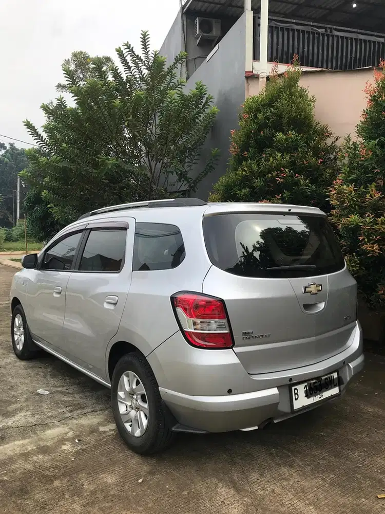 Chevrolet Spin 2013 Bensin