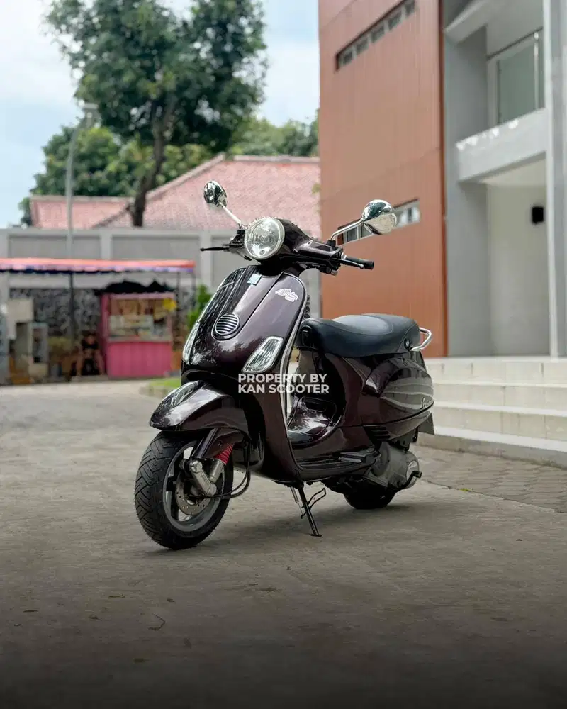 JUAL MURAH VESPA LX 150 3V 2013 MULUS