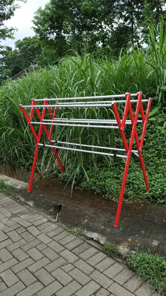 Jual jemuran aluminium warna merah bahan tebal pipa besar 1 dem