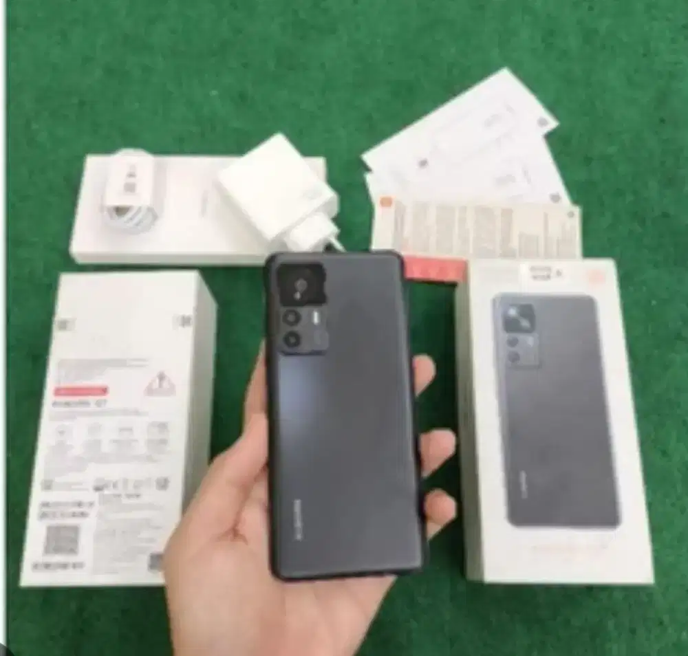 Murah hp Xiaomi Mi 12T 5G 8/256 lkp, bs TT