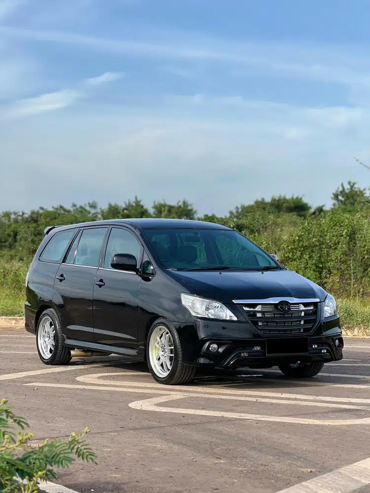 TOYOTA GRAND INNOVA 2.5 G DIESEL AT 2005 UPGRADE BARONG 2015