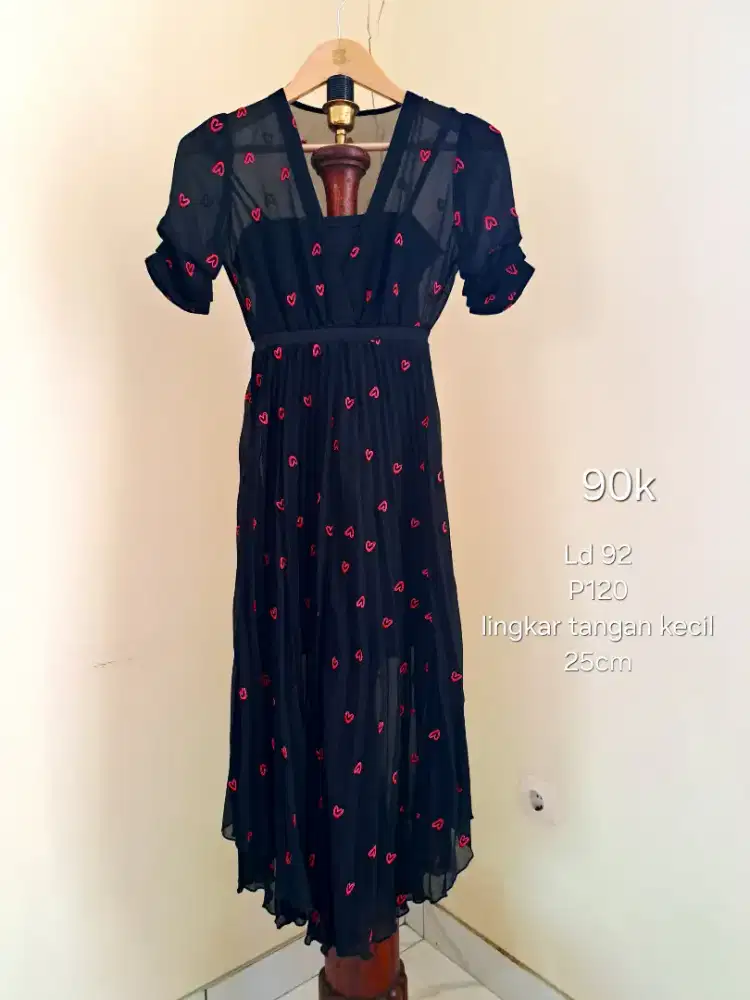 Dress fashion wanita