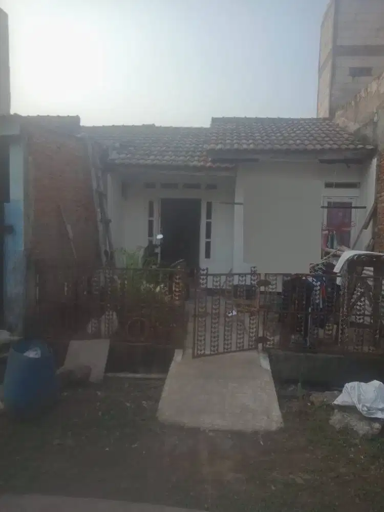 Rumah Dijual Bekasi Rumah di Villa Mutiara  Jaya (C0991)
