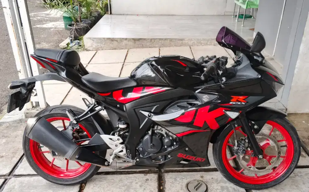 Suzuki GSX R 150