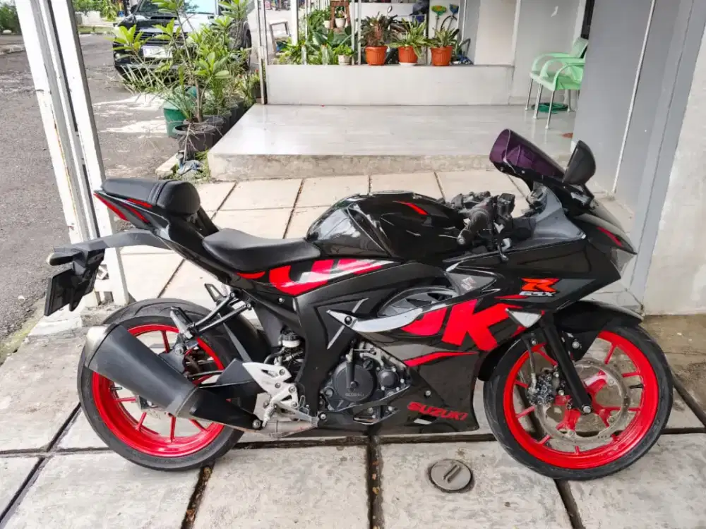 JUAL MOTOR SUZUKI GSX 150 R