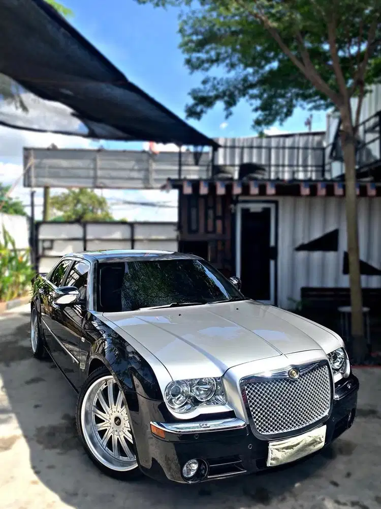 Chrysler 300C V6 2010