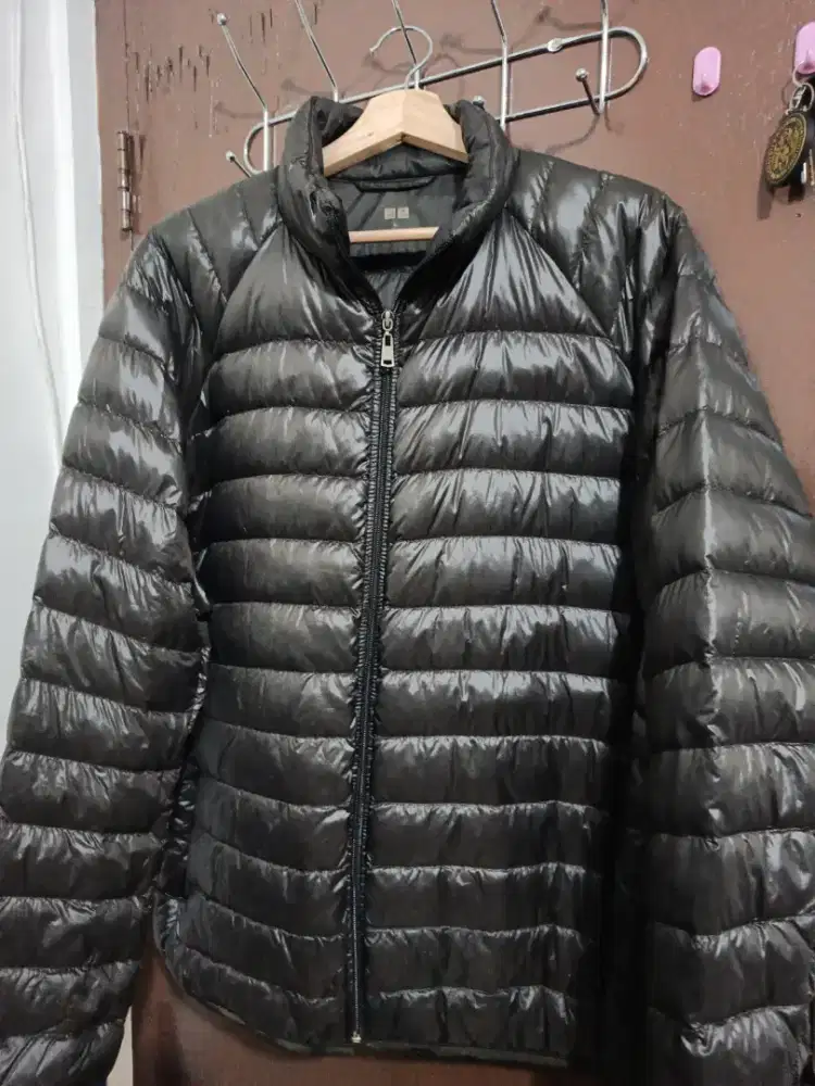 Jaket Uniqlo Ultralight Down