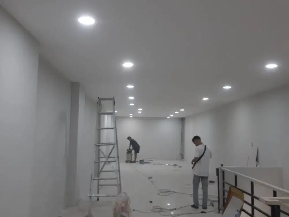 DISEWA RUKO GANDENG 2 KOMERSIAL MUARA KARANG RAYA, PENJARINGAN, JAKARTA UTARA, LT. 270 m2, HADAP UTARA, HGB, 2 LANTAI