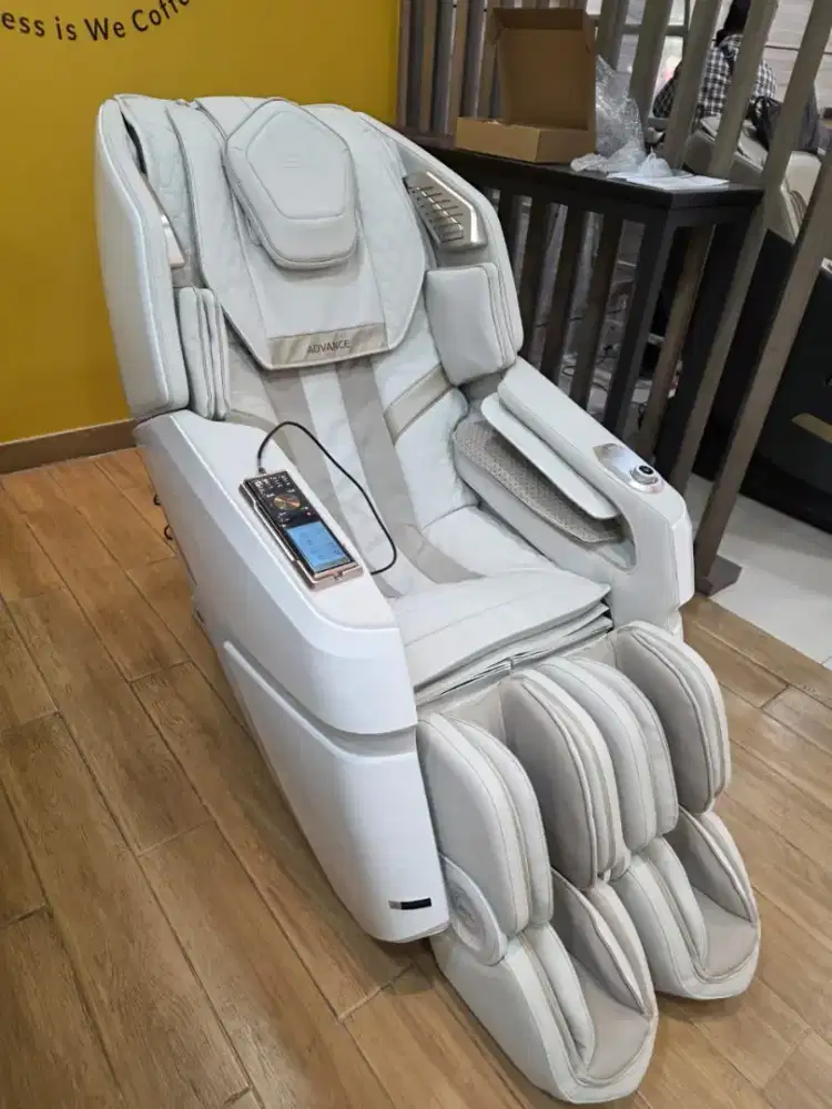 New Robotic Massage Chair Advance Amari Evo X