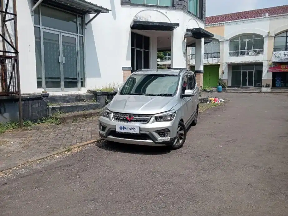DP Rendah - WULING CONFERO S 1.5 C Bensin M/T 2018 SILVER