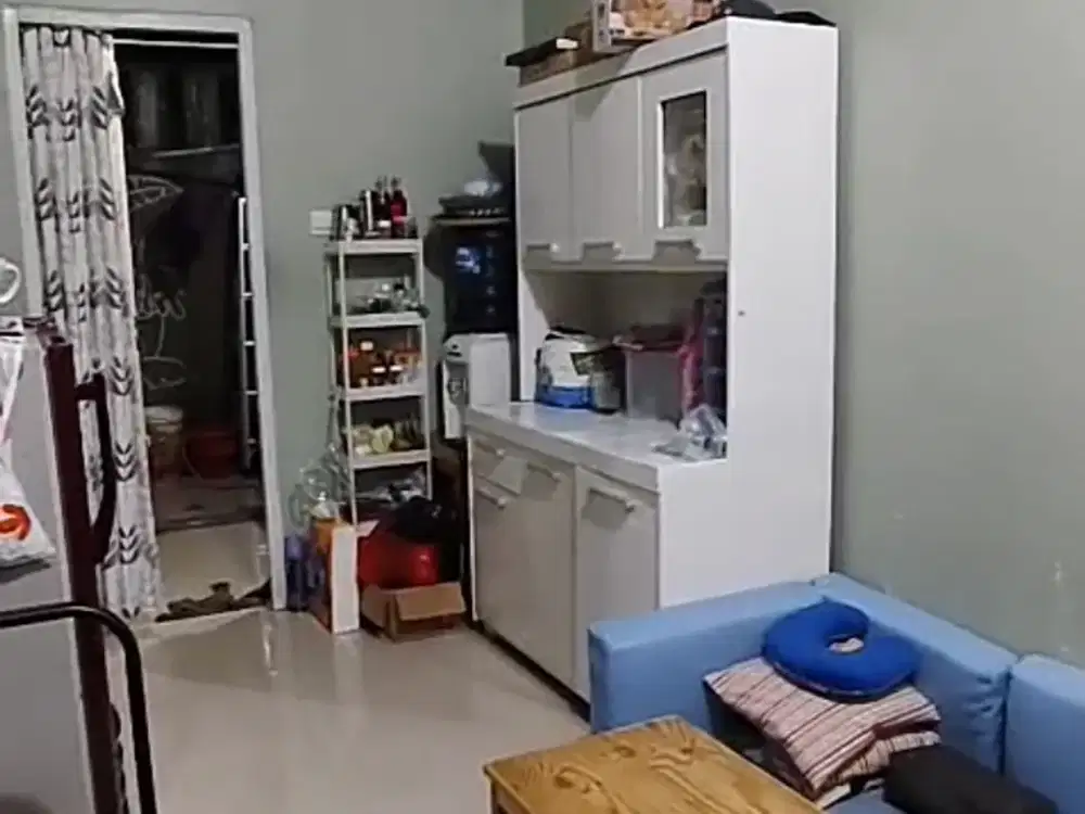 Dijual Rumah akses mobil no carport di Tanjung Barat Jakarta Selatan