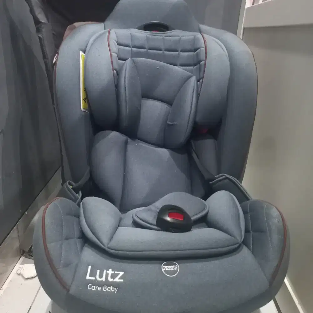 Dijual carseat merk lutz