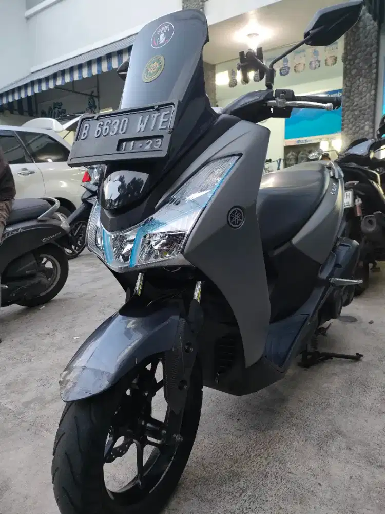 Yamaha Lexi silver 2018