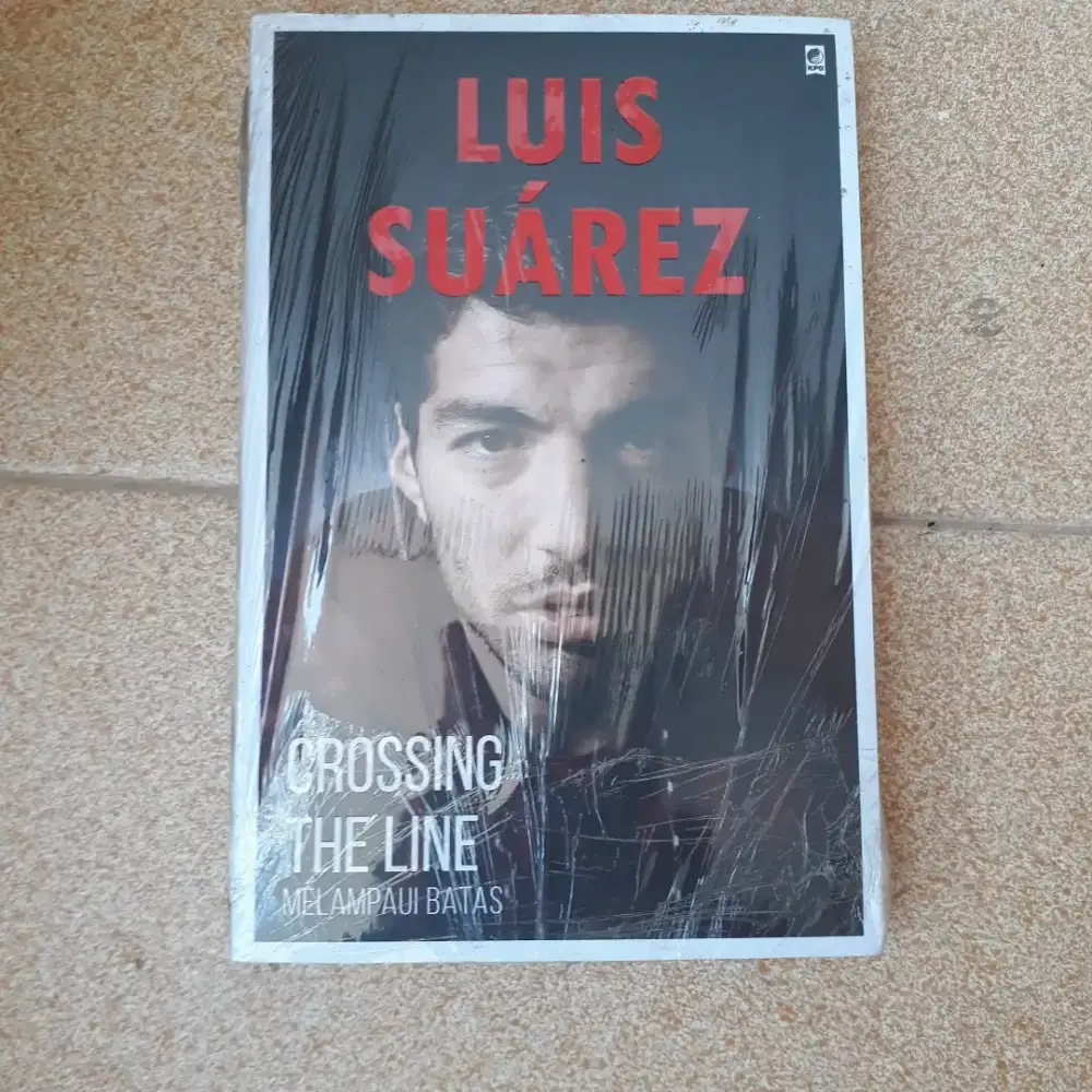 Buku biografi luis suarez
