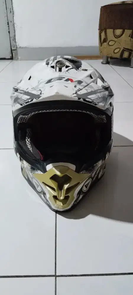Helm cross GM size L