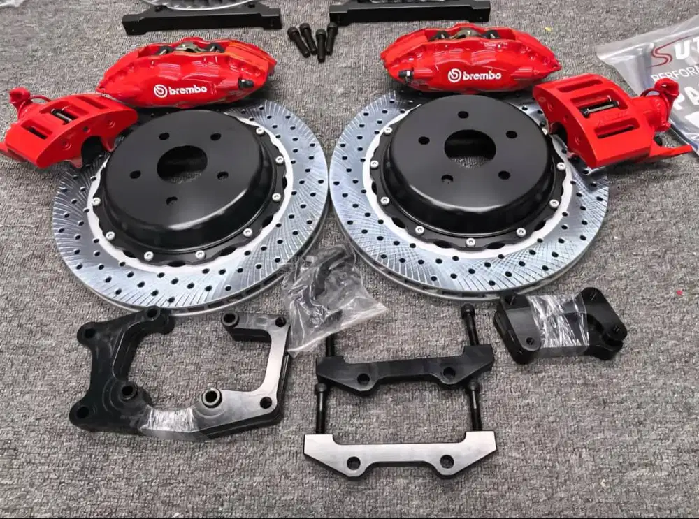 BBK Brembo F40 Double Kaliper 355MM Rear Color Merah
