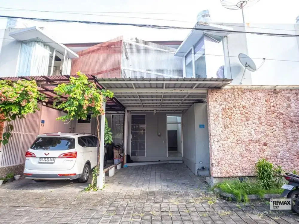 One Gate System House 4 Bedroom For Sale In The Sunset Road Area