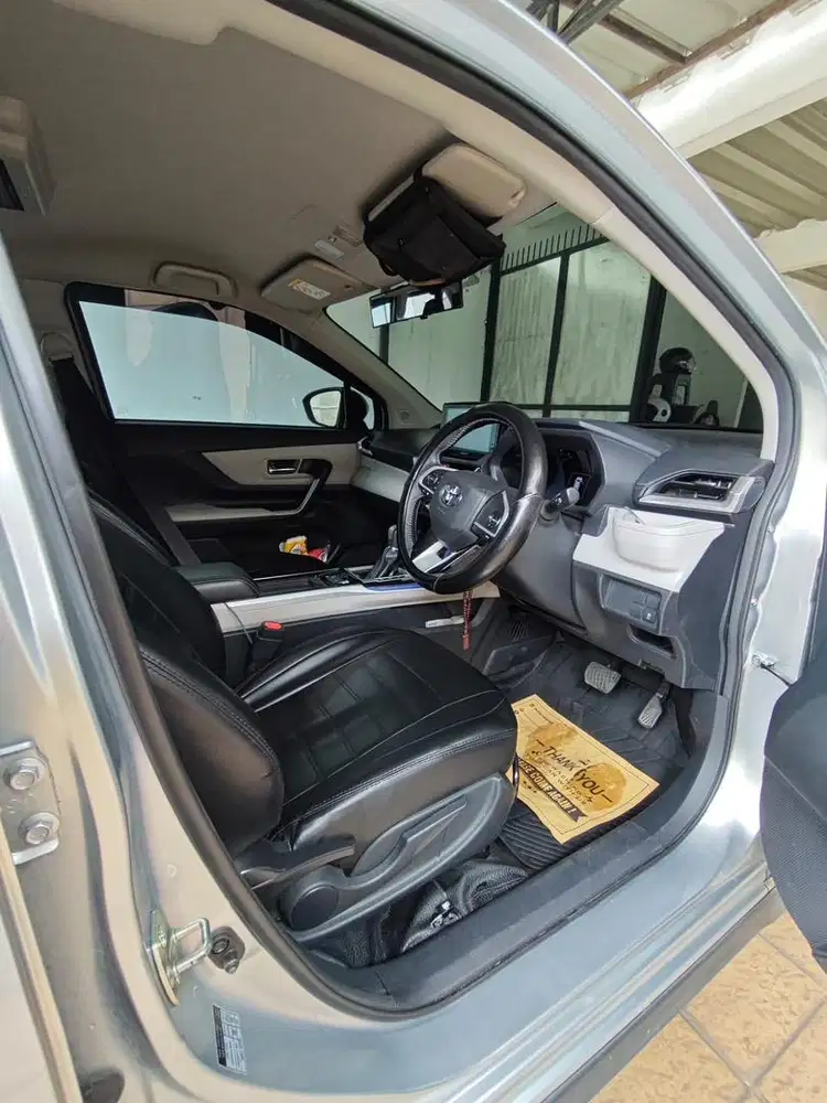 Toyota Veloz Q CVT 2023 Silver