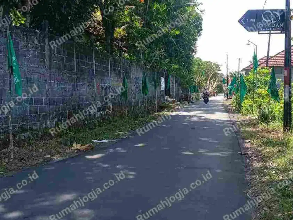 tanah sangat strategis pakembinangun cocok villa nyaman