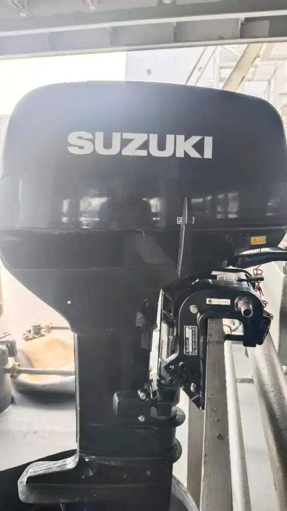 Mesin Tempel speedboat