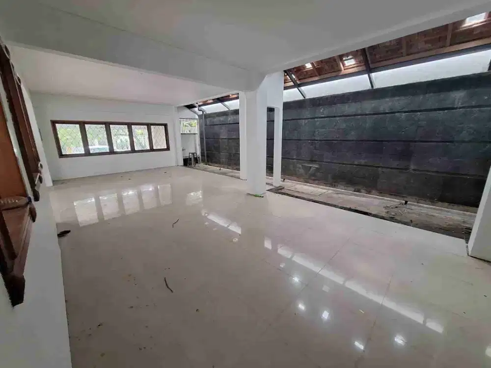 disewakan ruang usaha strategis besar SAYAP RIAU BANDUNG