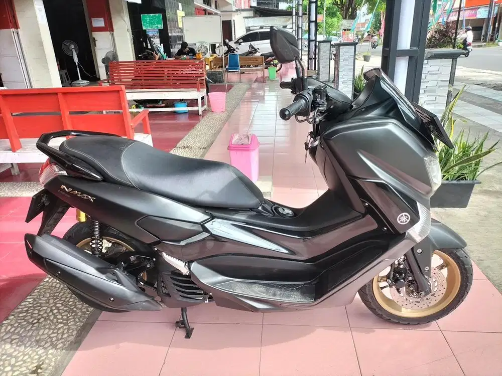NMAX PLAT B MURAH