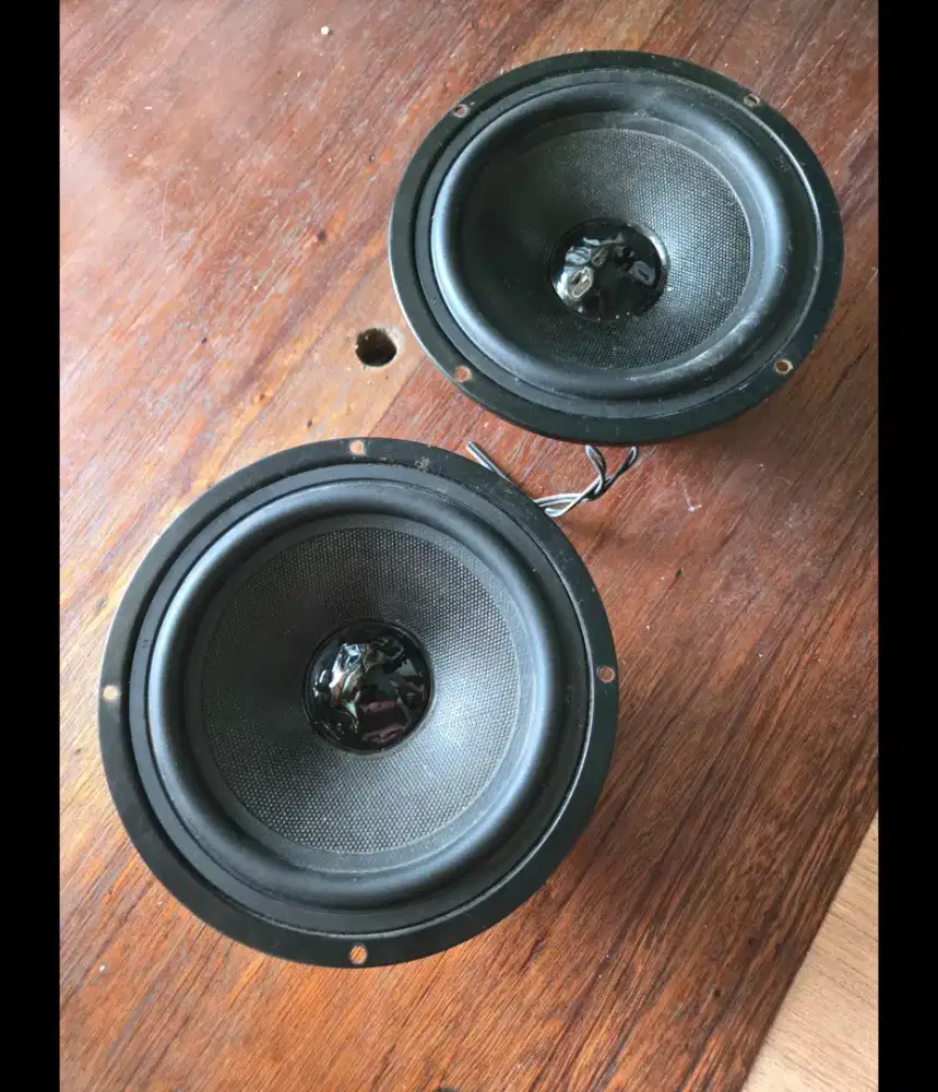 Speaker speker aktif barang baru display rakitan sisa stok murah