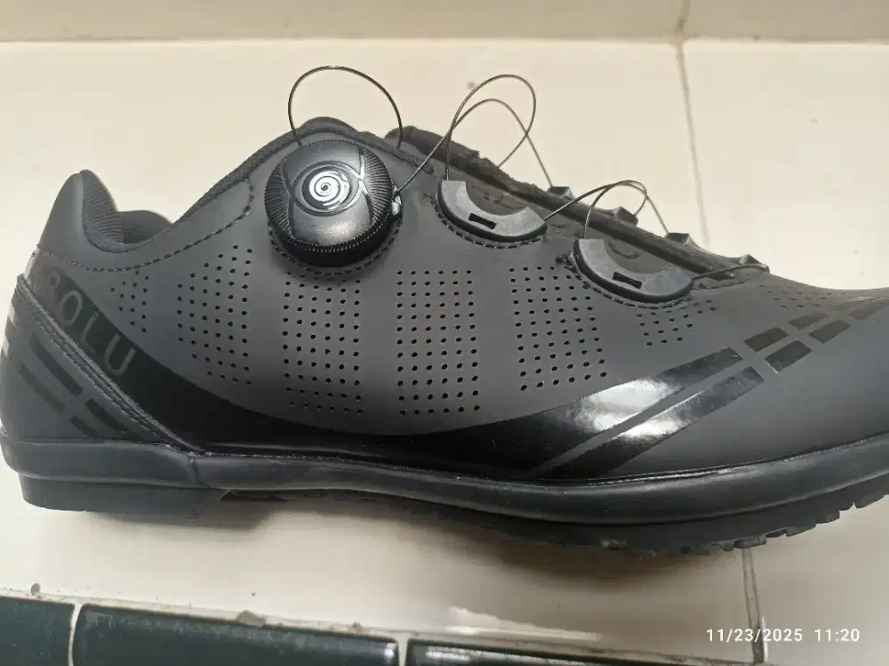 Sepatu sepeda  non cleat