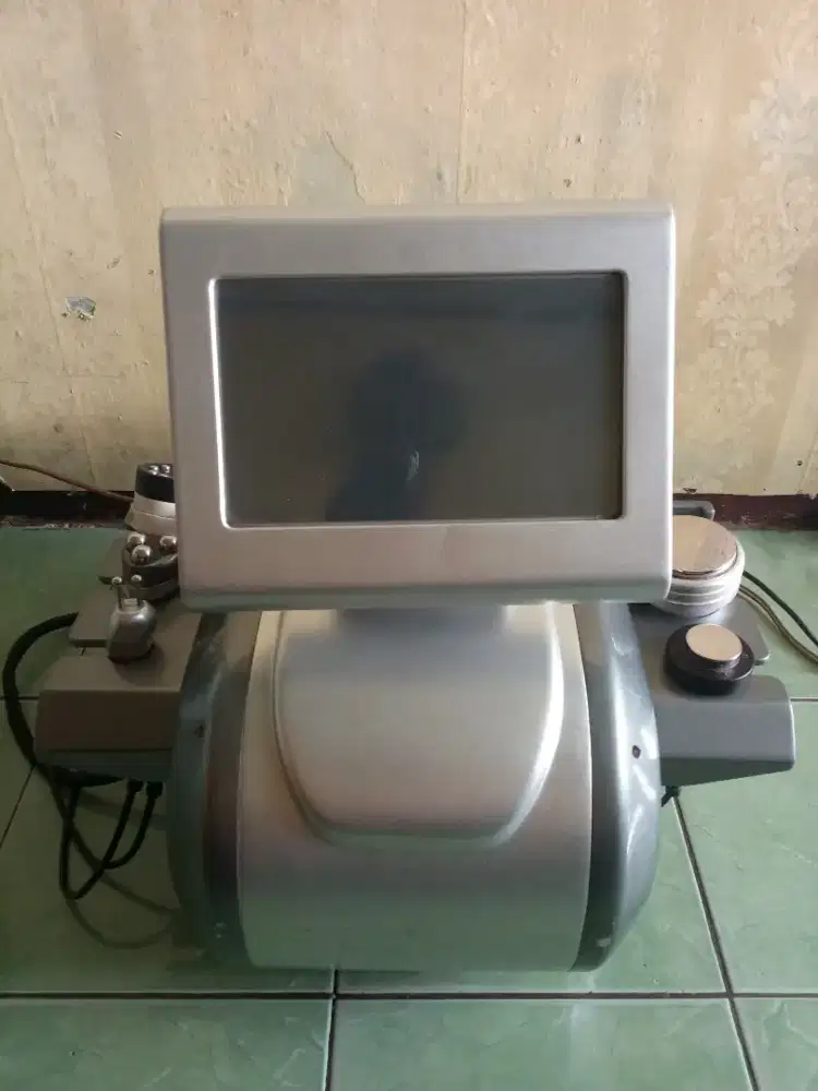 Mesin Multipolar RF instrument