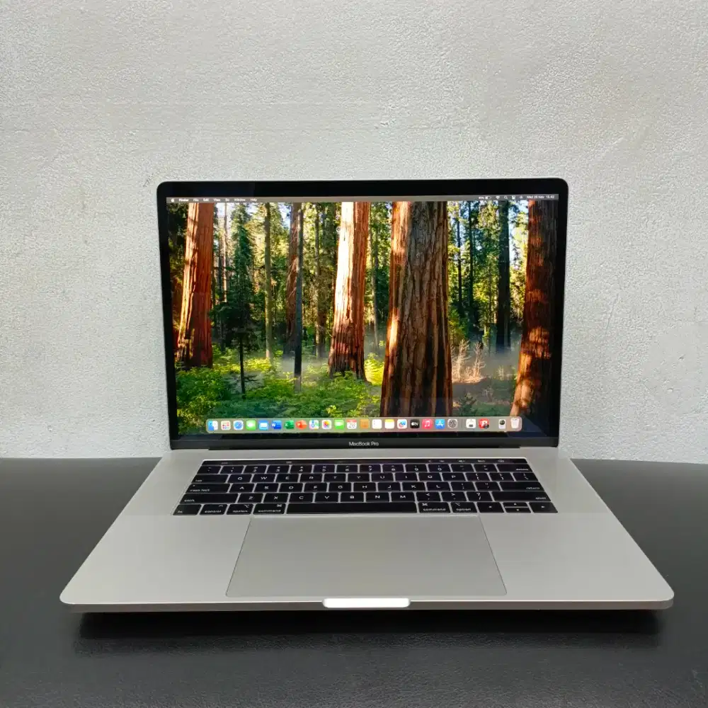 Macbook Pro 15-inch 2018 Core i7 - 2.6GHz RAM 32GB SSD 512GB