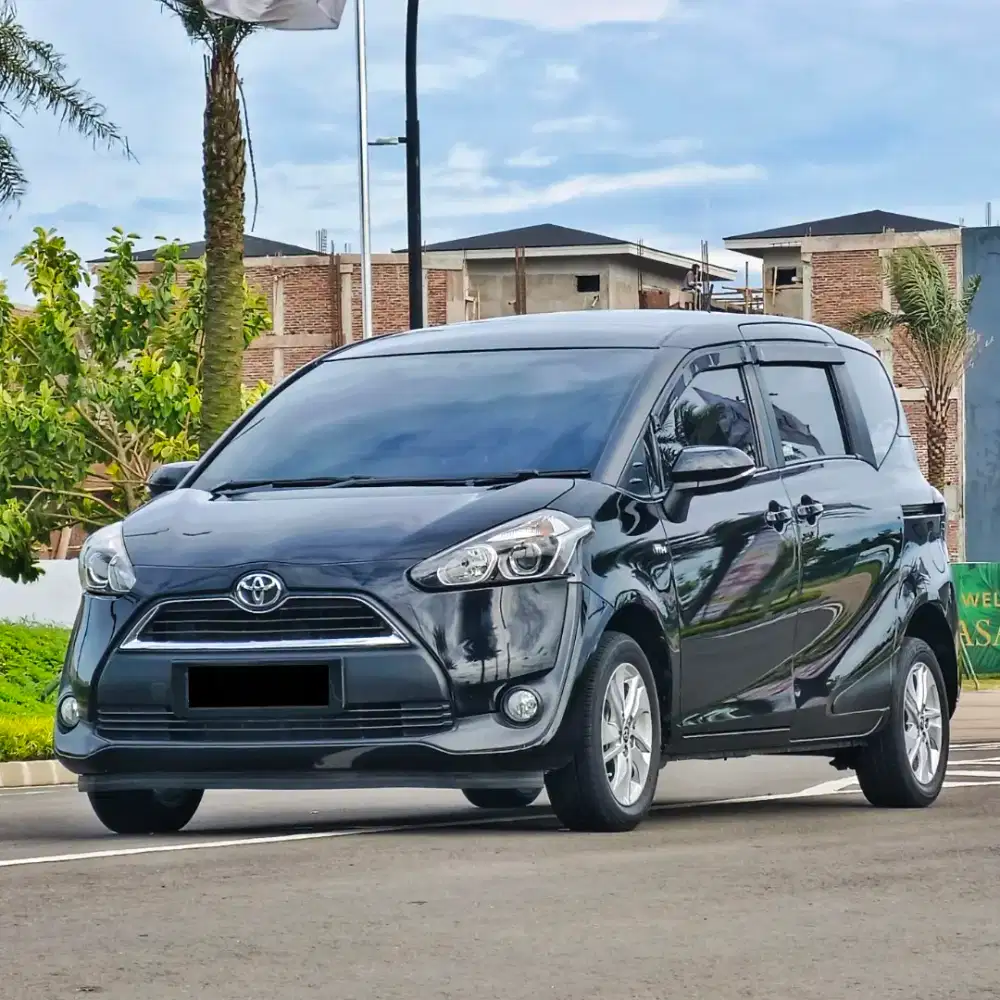 Toyota Sienta 1.5 G AT 2017