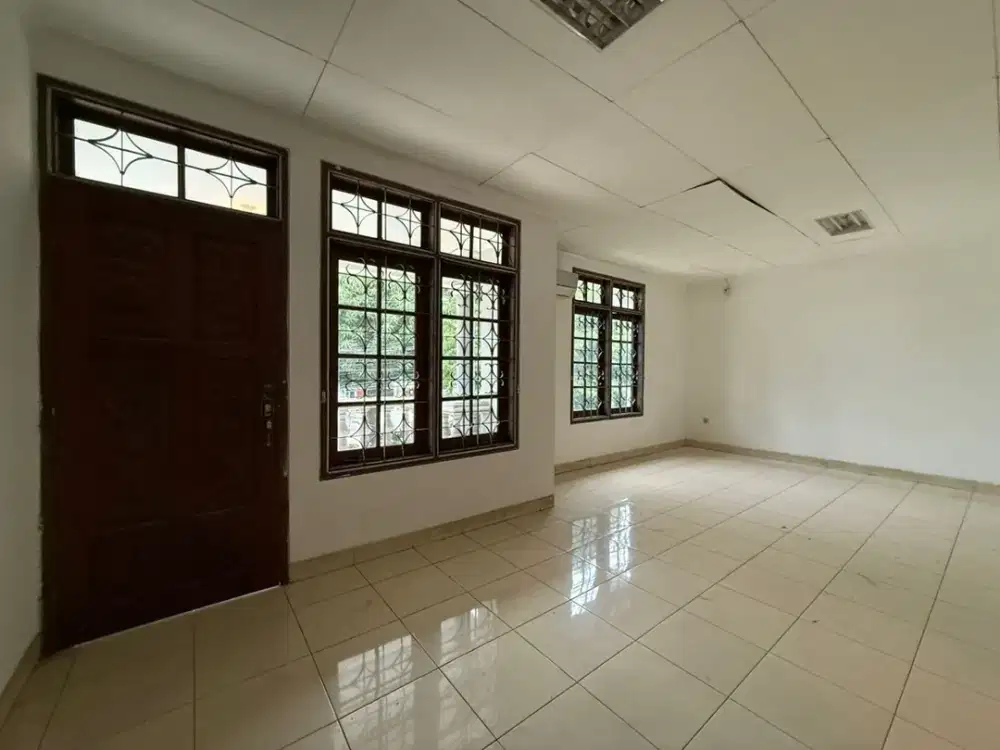 Sewa Cepat Rumah Standar 12x20 di Gading Harmoni – Lokasi Premium Rp 105.000.000 per tahun