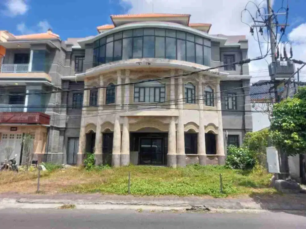 Gedung baru strategis Tukad Unda Renon Denpasar Bali